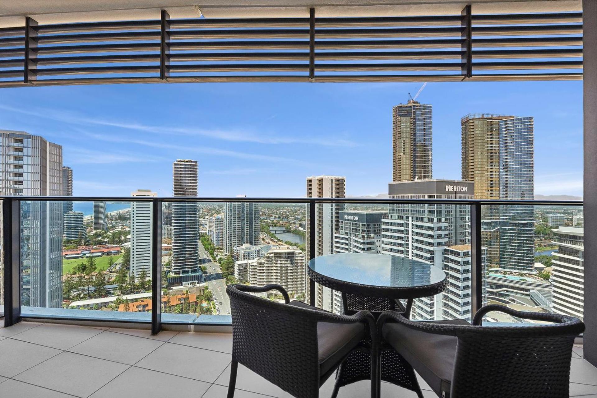 Apartment Luxury Sky High 1 Bedroom Escape With Ocean Views *