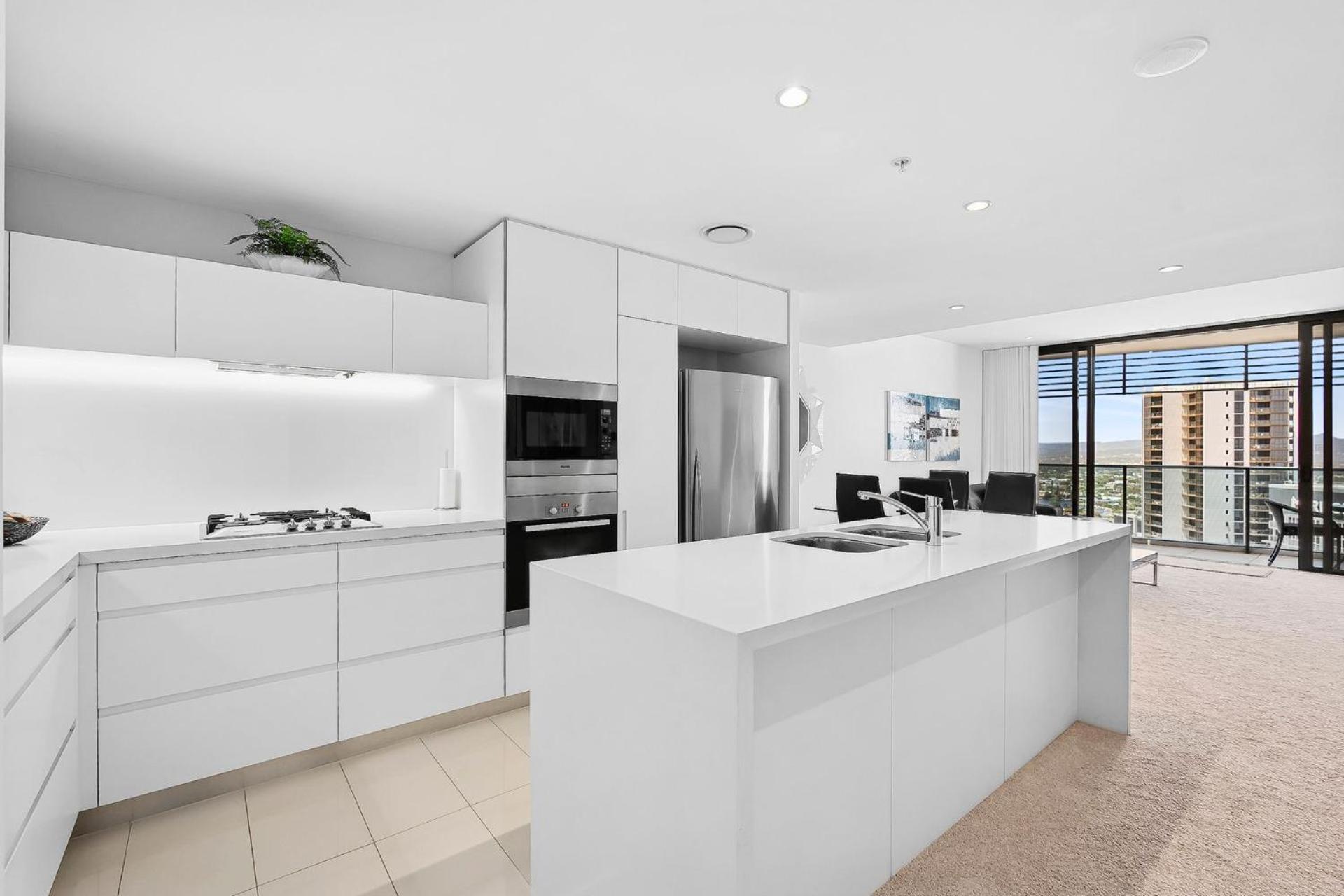 Apartment Luxury Sky High 1 Bedroom Escape With Ocean Views Gold Coast