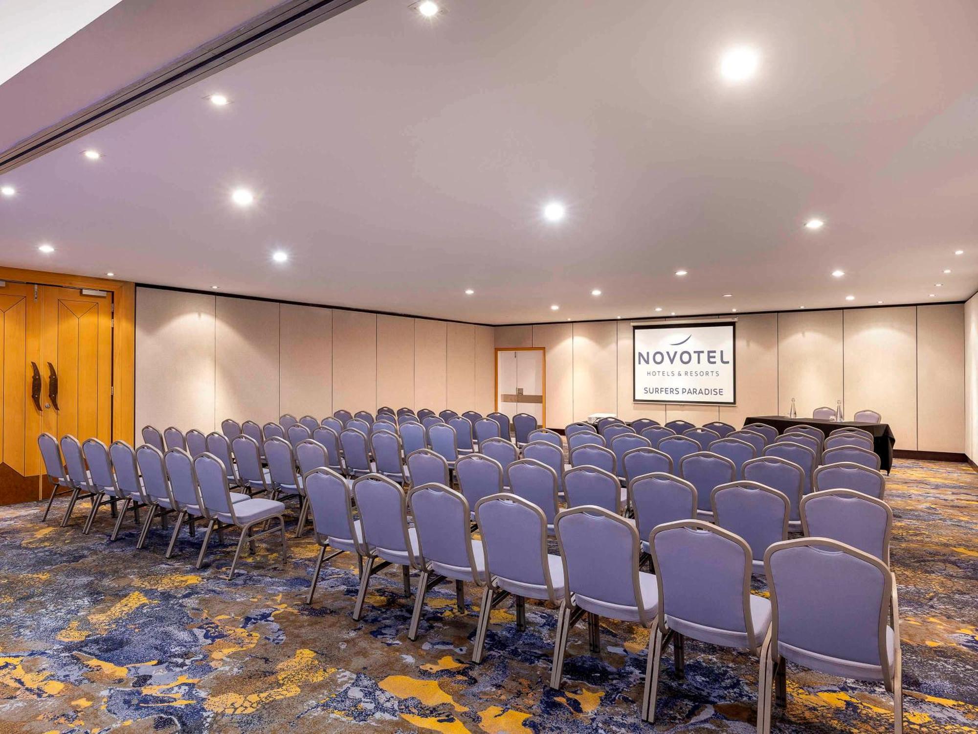 Novotel Surfers Paradise 4* Gold Coast