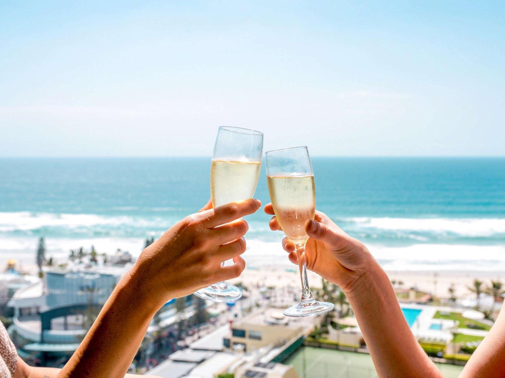 Novotel Surfers Paradise Hotel 4*