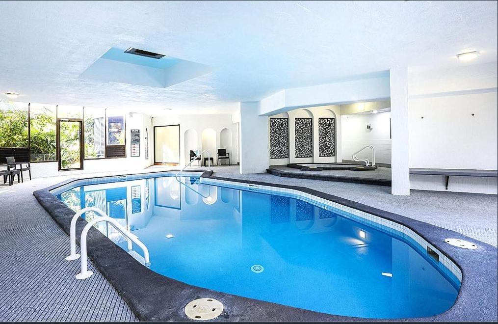 Renovated Beachside 2-bedroom *