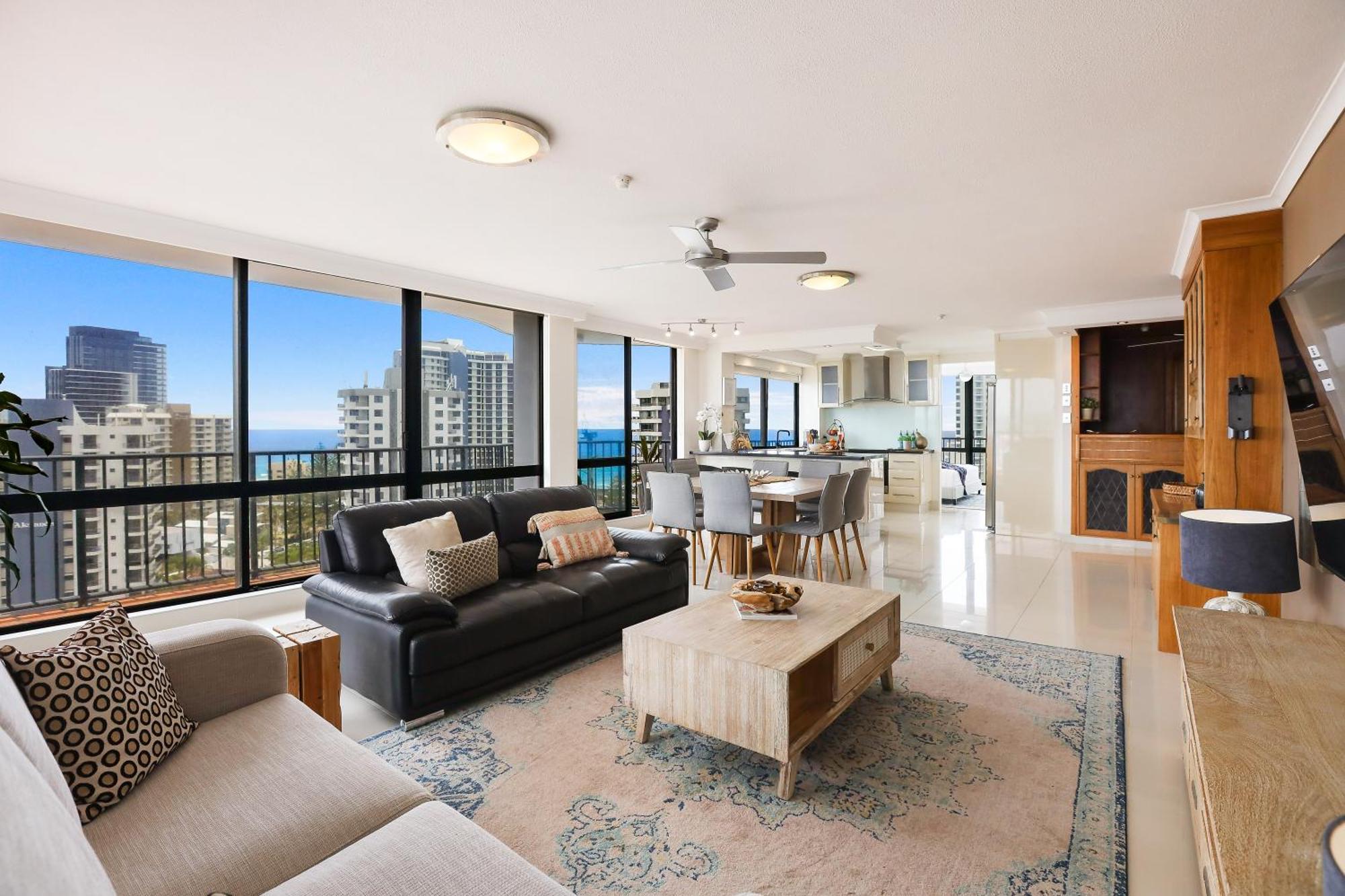 Absolute Riverfront 2br Apt, Views From Every Apartment Gold Coast