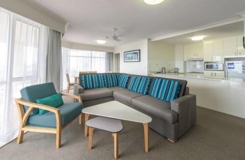 Beachcomber International Hotel 3*