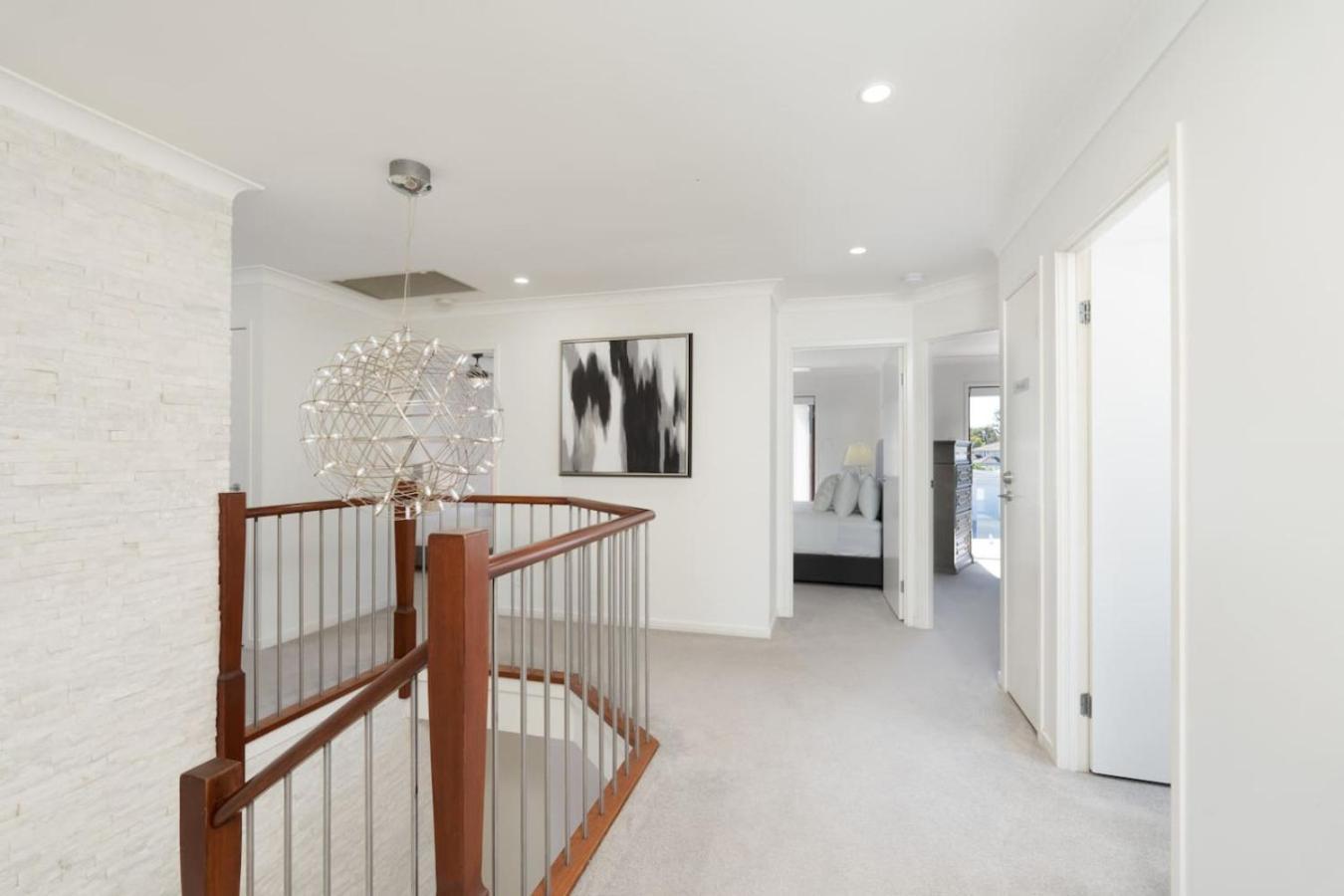 North Quay Waterfront Family Pool Holiday home Gold Coast
