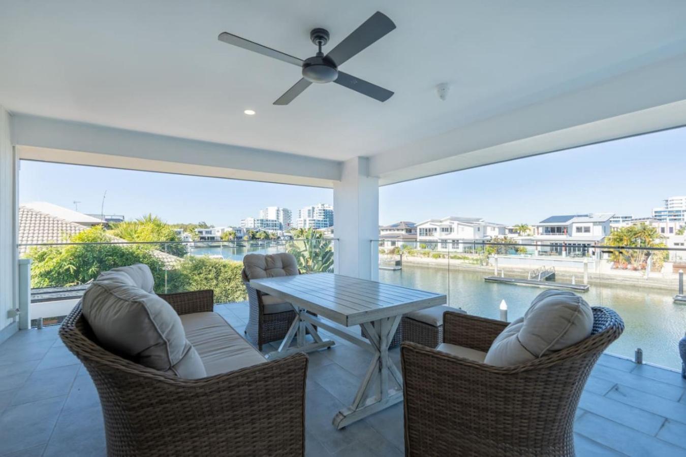 Holiday home North Quay Waterfront Family Pool *
