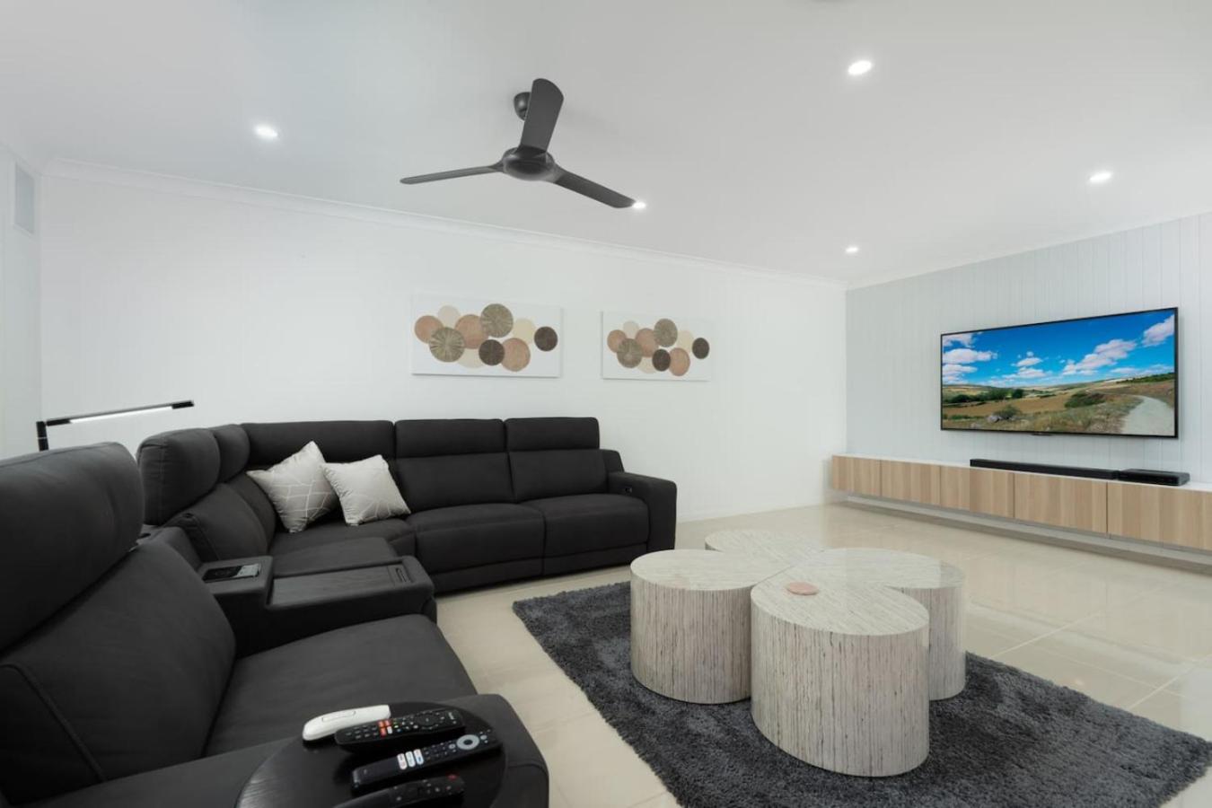 North Quay Waterfront Family Pool * Gold Coast