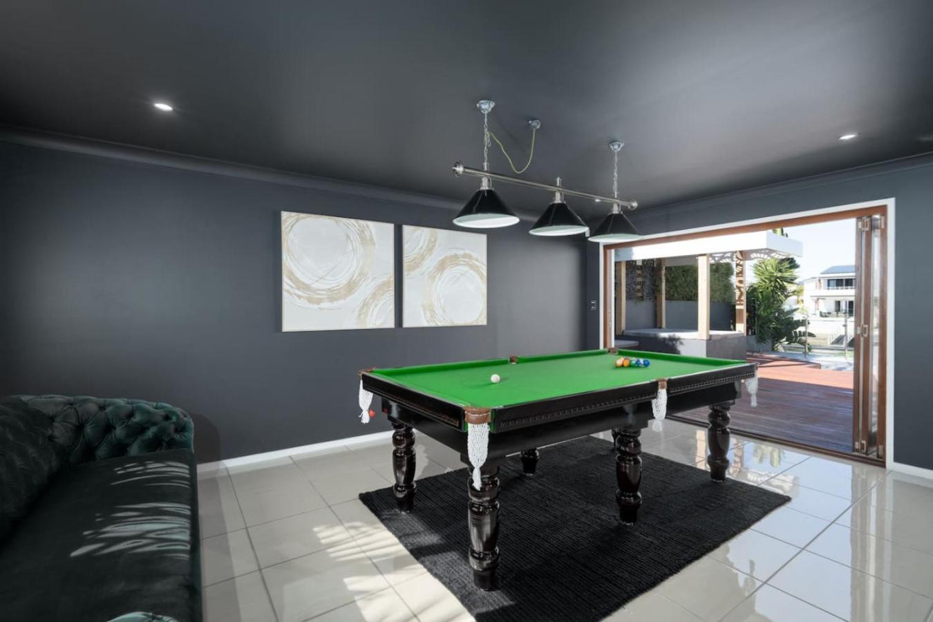 North Quay Waterfront Family Pool Gold Coast