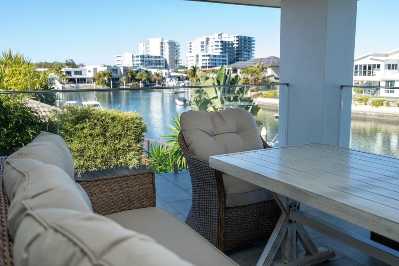 Holiday home North Quay Waterfront Family Pool Gold Coast