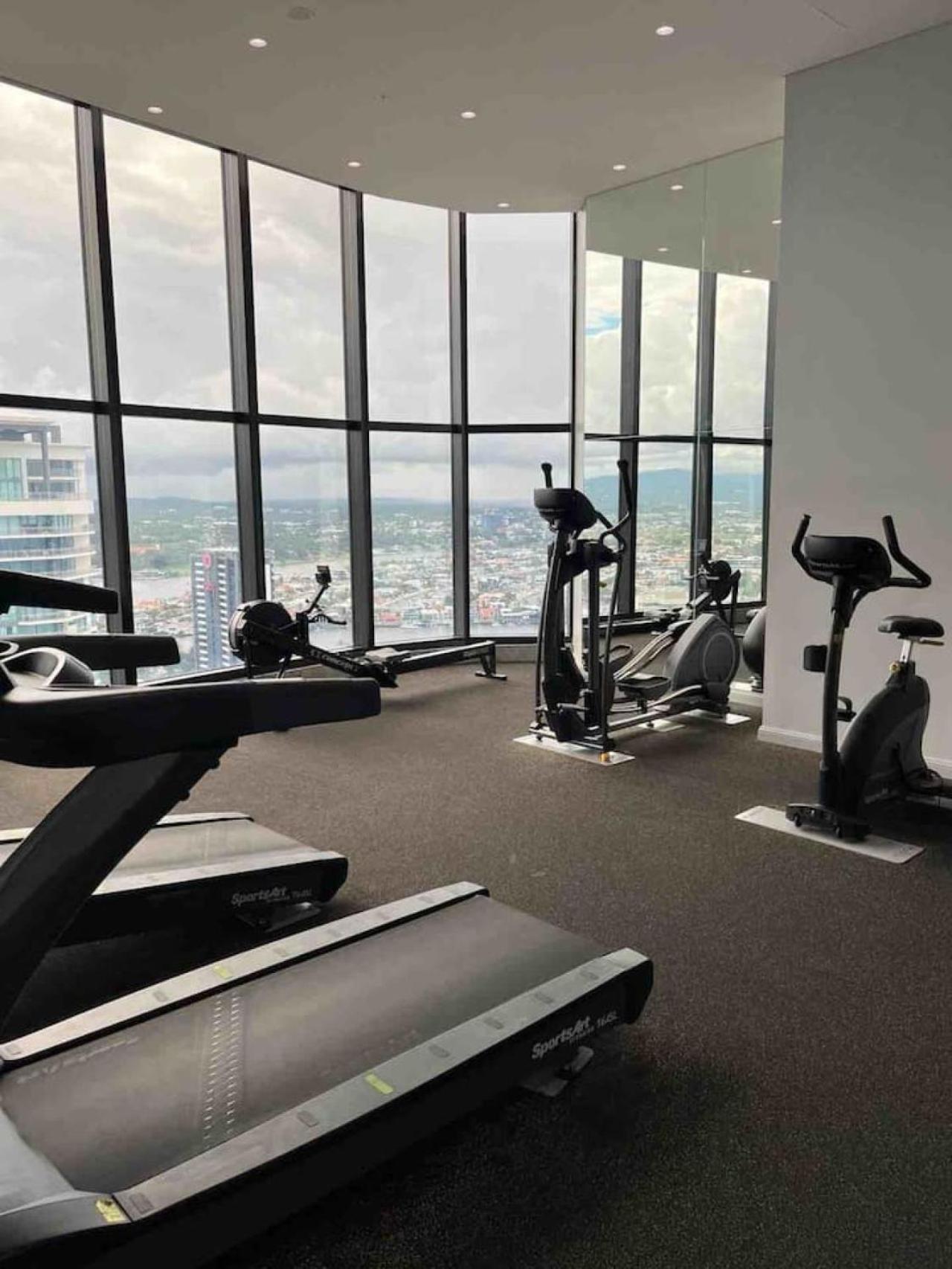 Sky In Surfers Paradise With Panoramic Views Apartamento