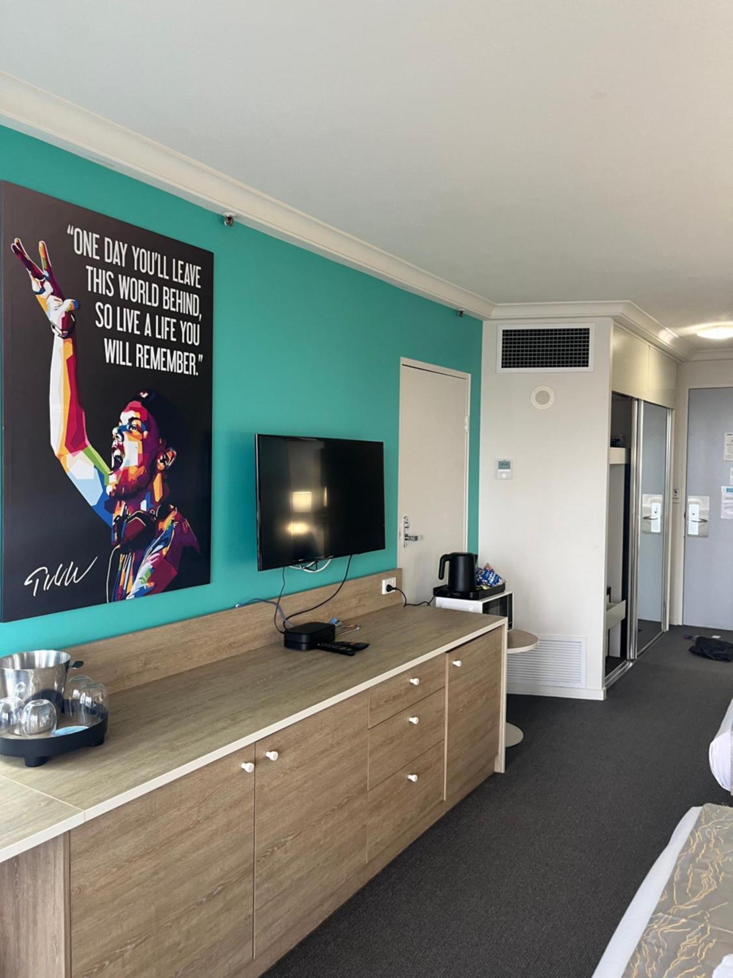 Hotel Mantra On View Lvl 20