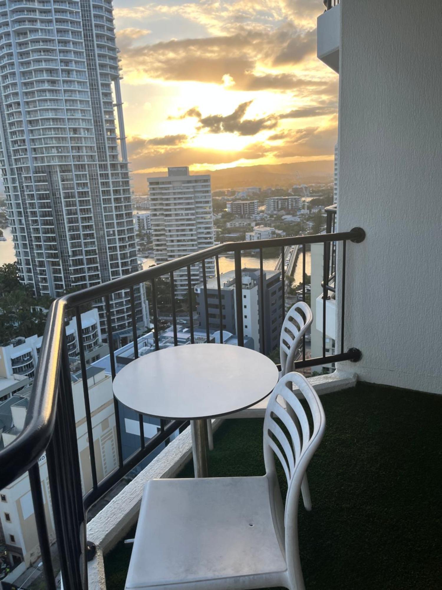 Mantra On View Lvl 20 Hotel