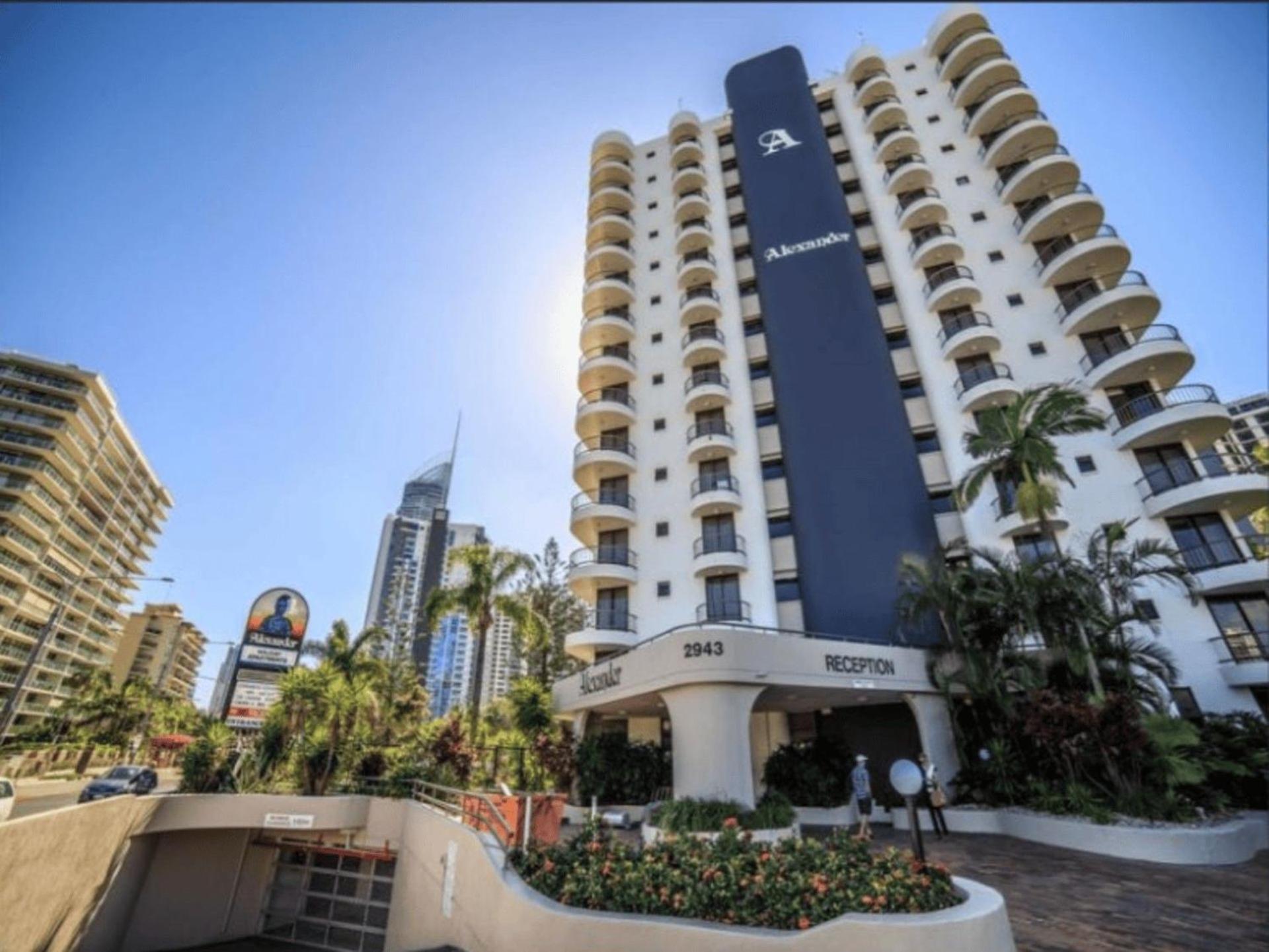 Apartment Ocean Views - Stylish 1 Bedroom In Surfers Paradise *