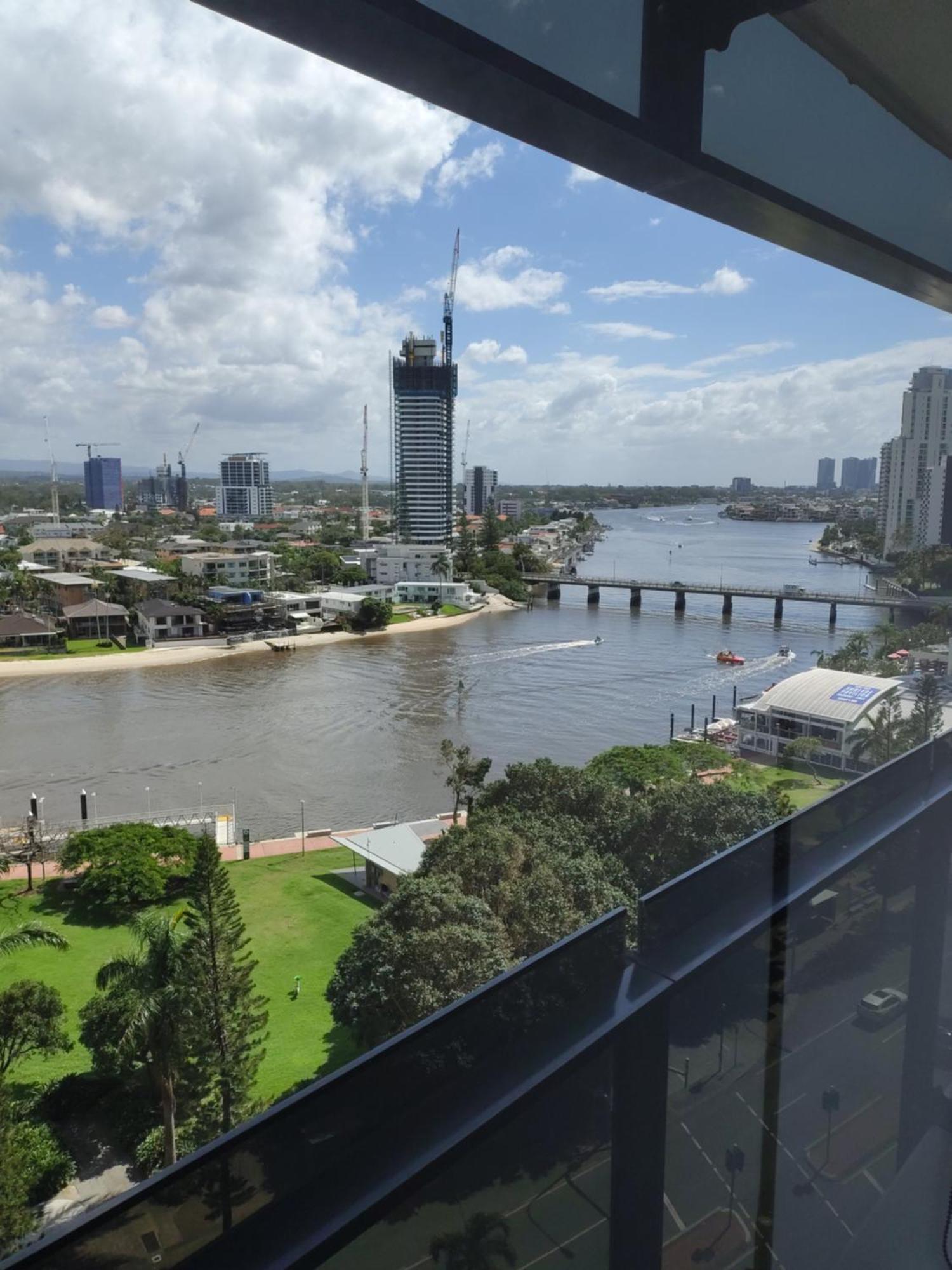 Circle On Cavill Riverview Apartamento *