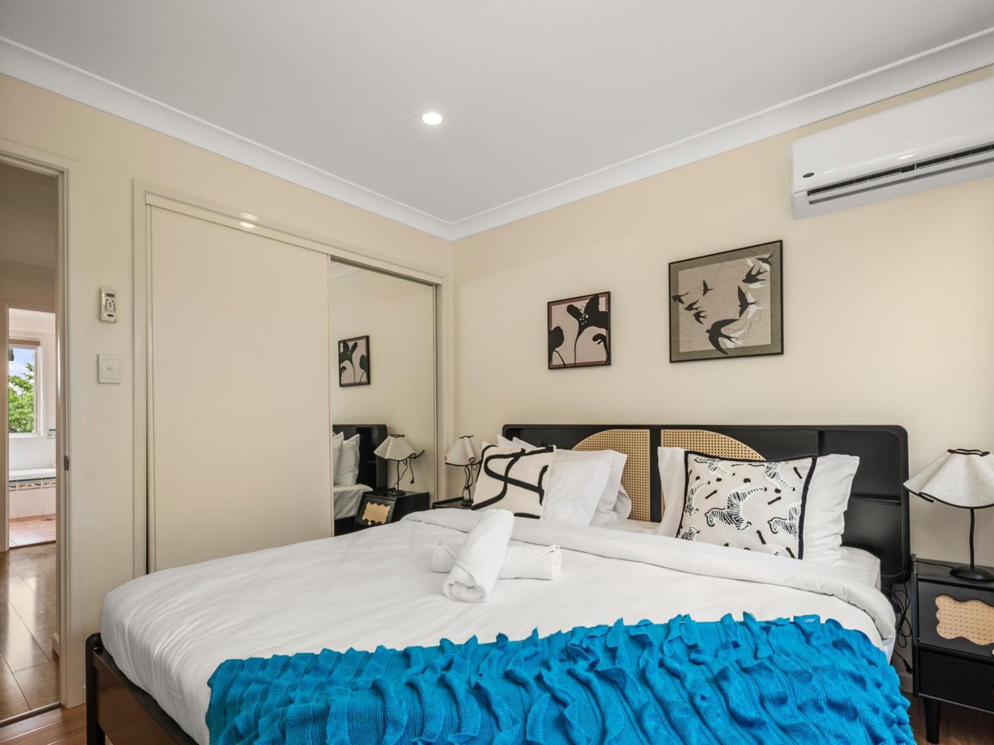 Holiday home Spacious Waterfront Retreat In Broadbeach Waters Gold Coast