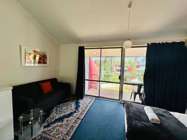 Aparthotel Enderley Gardens