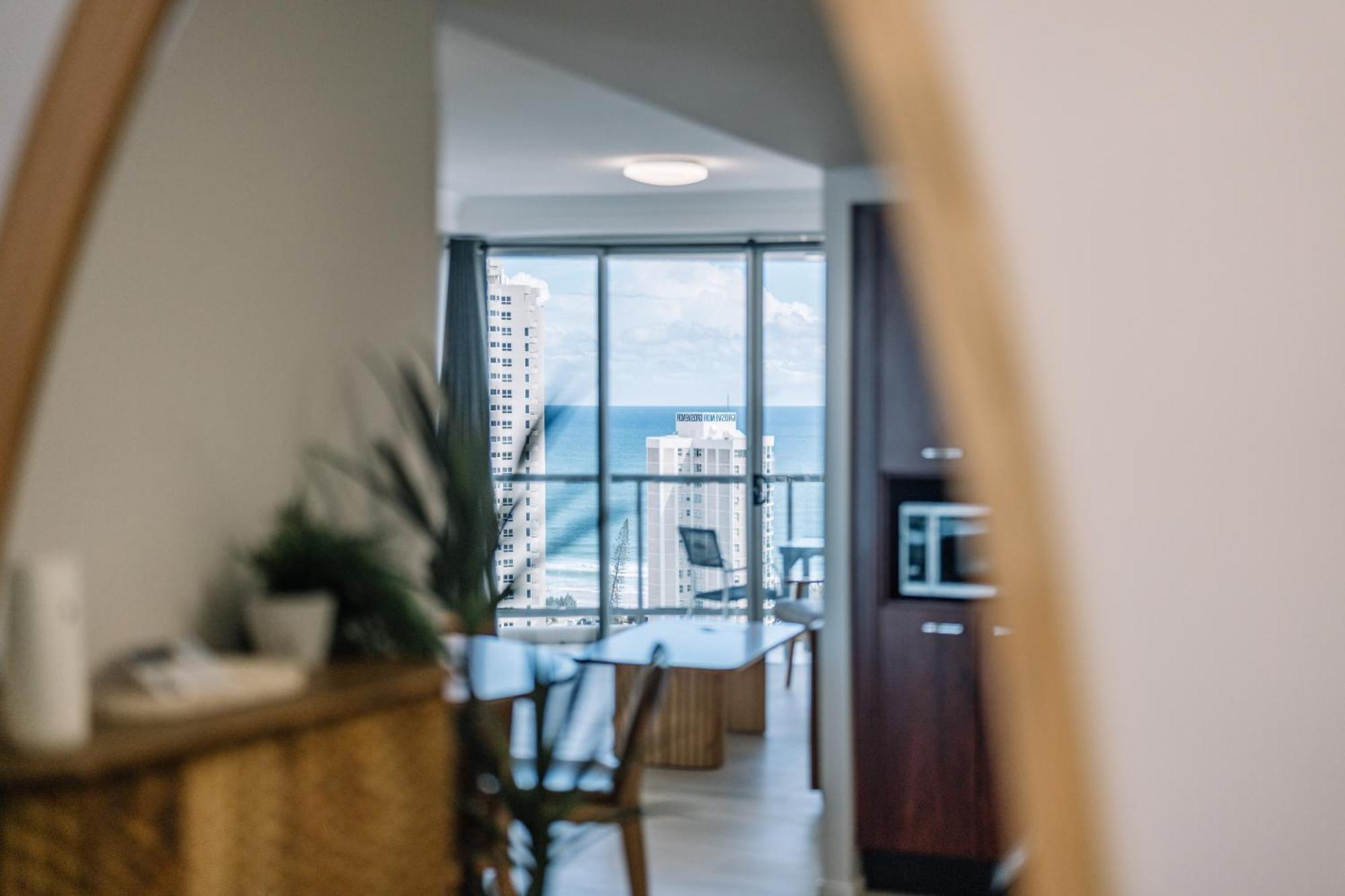 Style Chevron Surfers Paradise By Travels Apartment