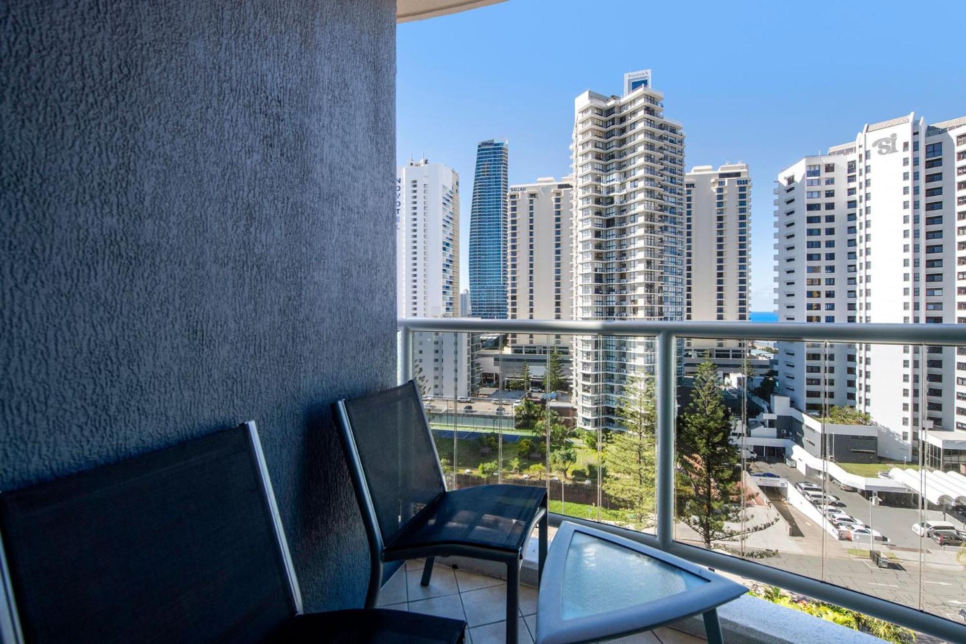Two Bedroom Dual Key At Legends