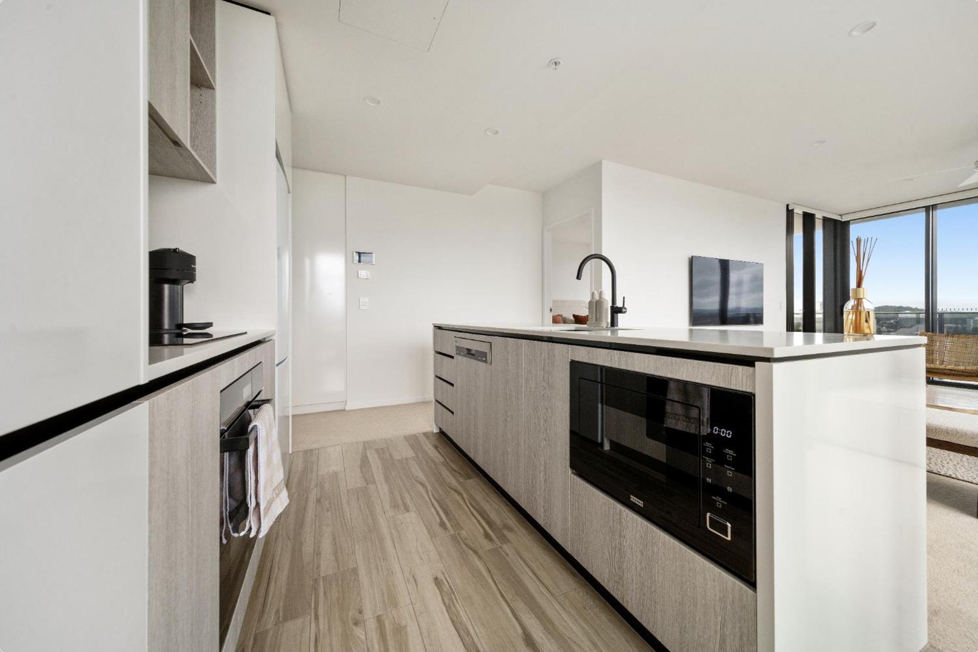 Apartment Seren - Luxury Ocean Views With Pool And Gym Gold Coast