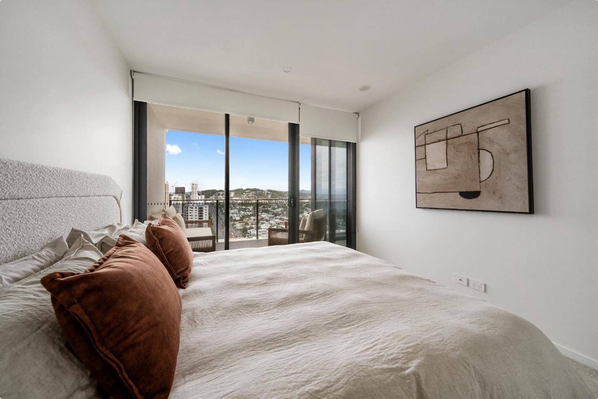 Seren - Luxury Ocean Views With Pool And Gym *