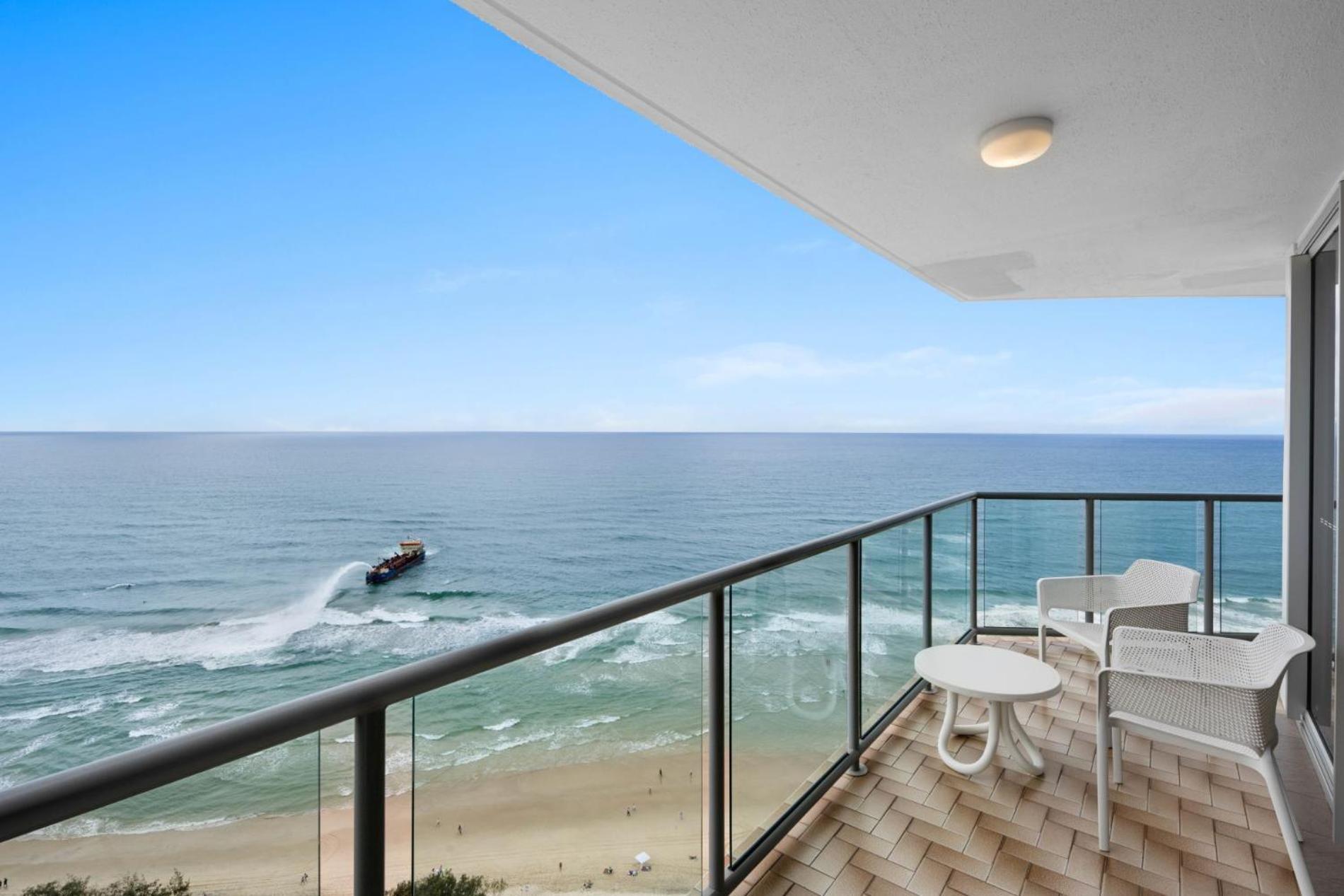 Peninsula Surfers Paradise - Hosted By Coastal Letting *
