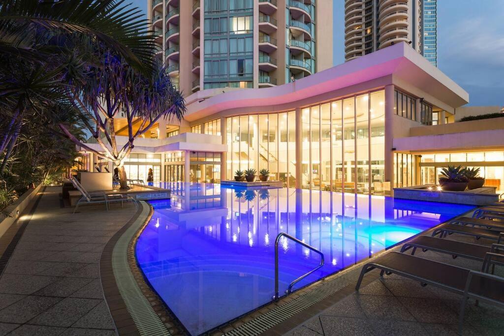 Apartment Twin Beds With A Great View In Heart Of Gc