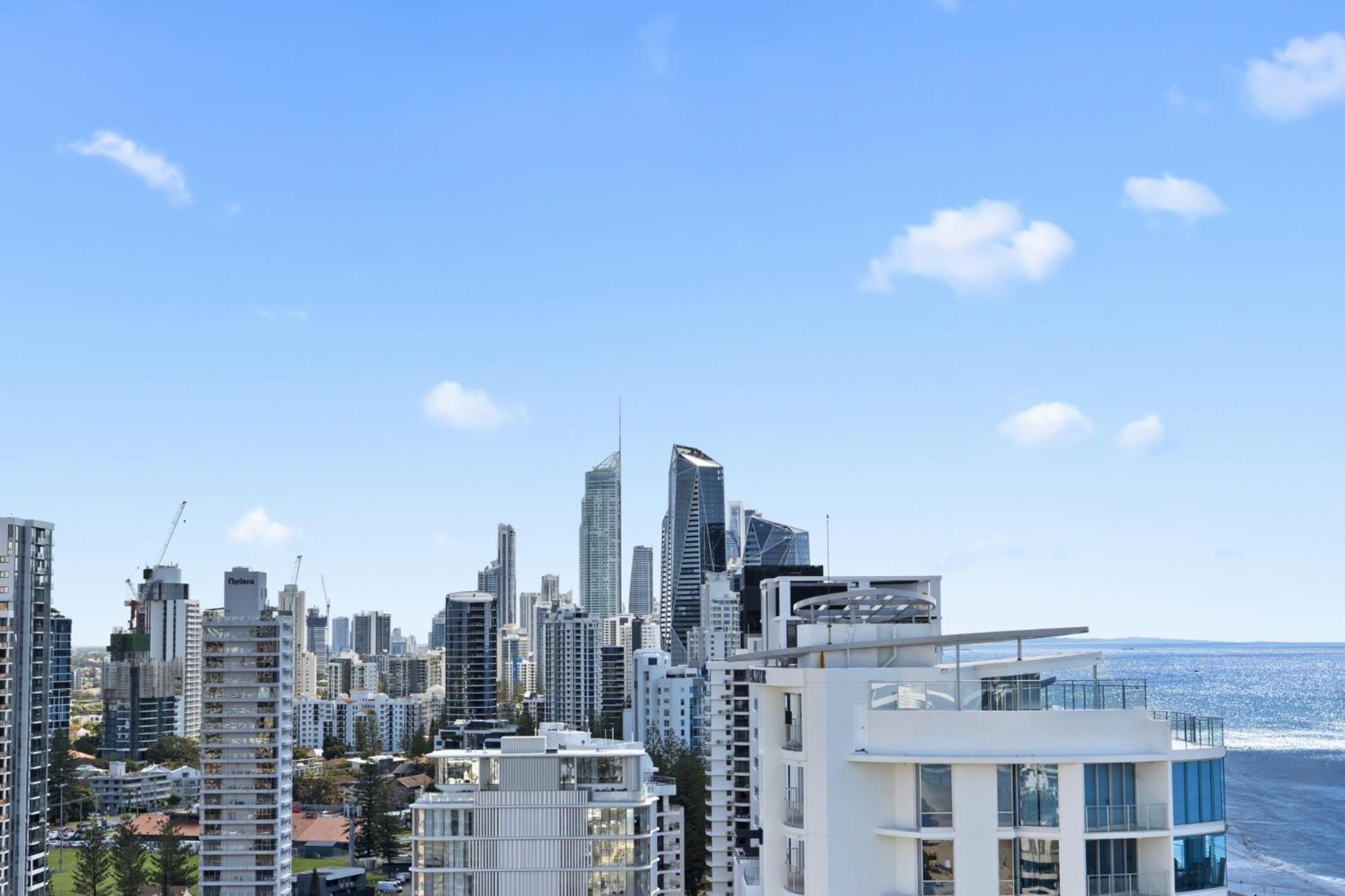 Apartment Beachfront Talisman 22nd Floor, Ocean Views *