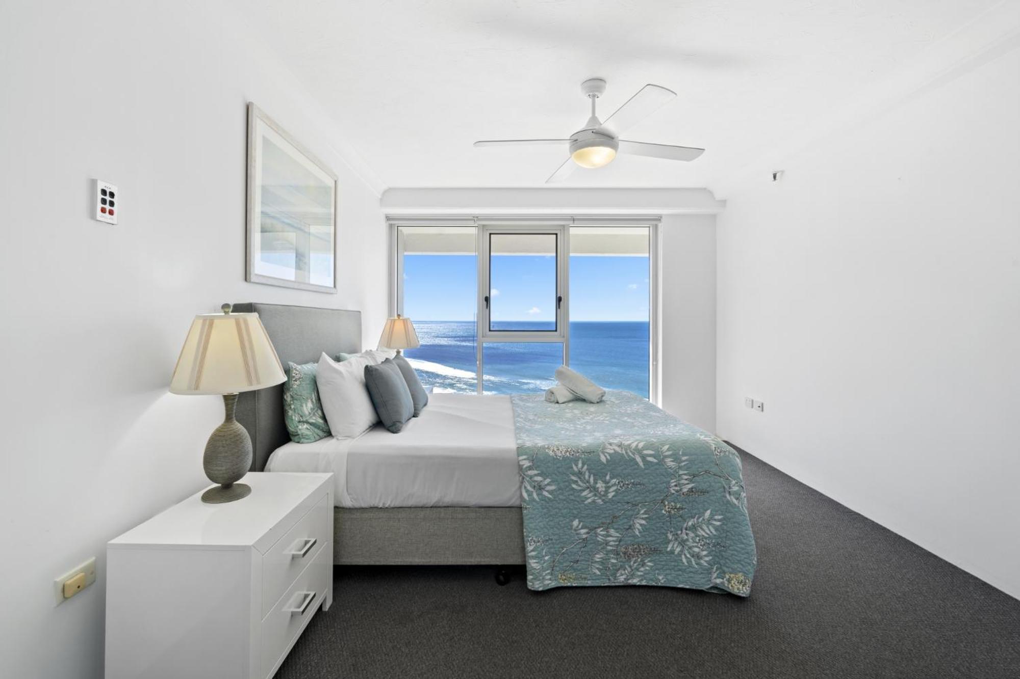 Apartment Beachfront Talisman 22nd Floor, Ocean Views
