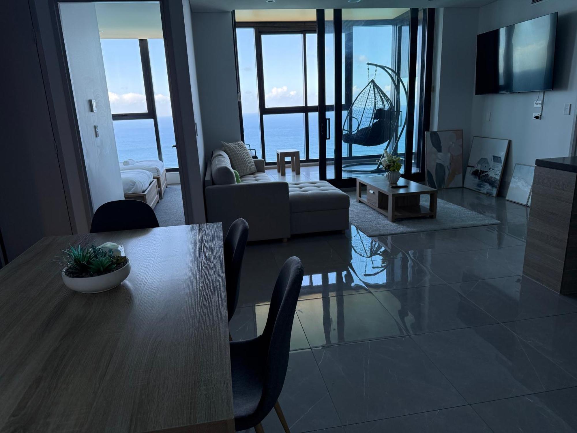 Surfers Paradise New Beachfront Gold Coast