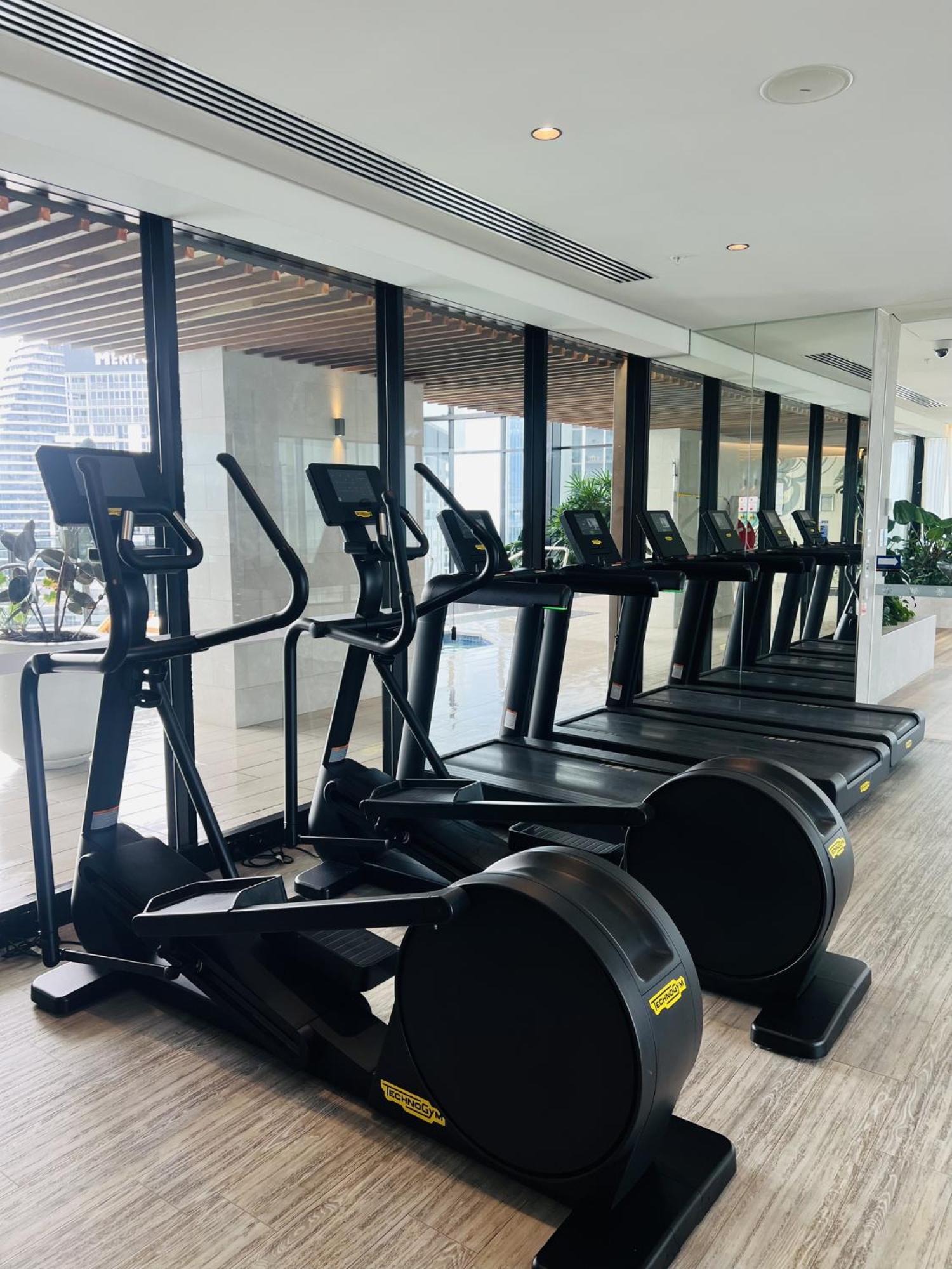 La Jolla Broadbeach Aparthotel