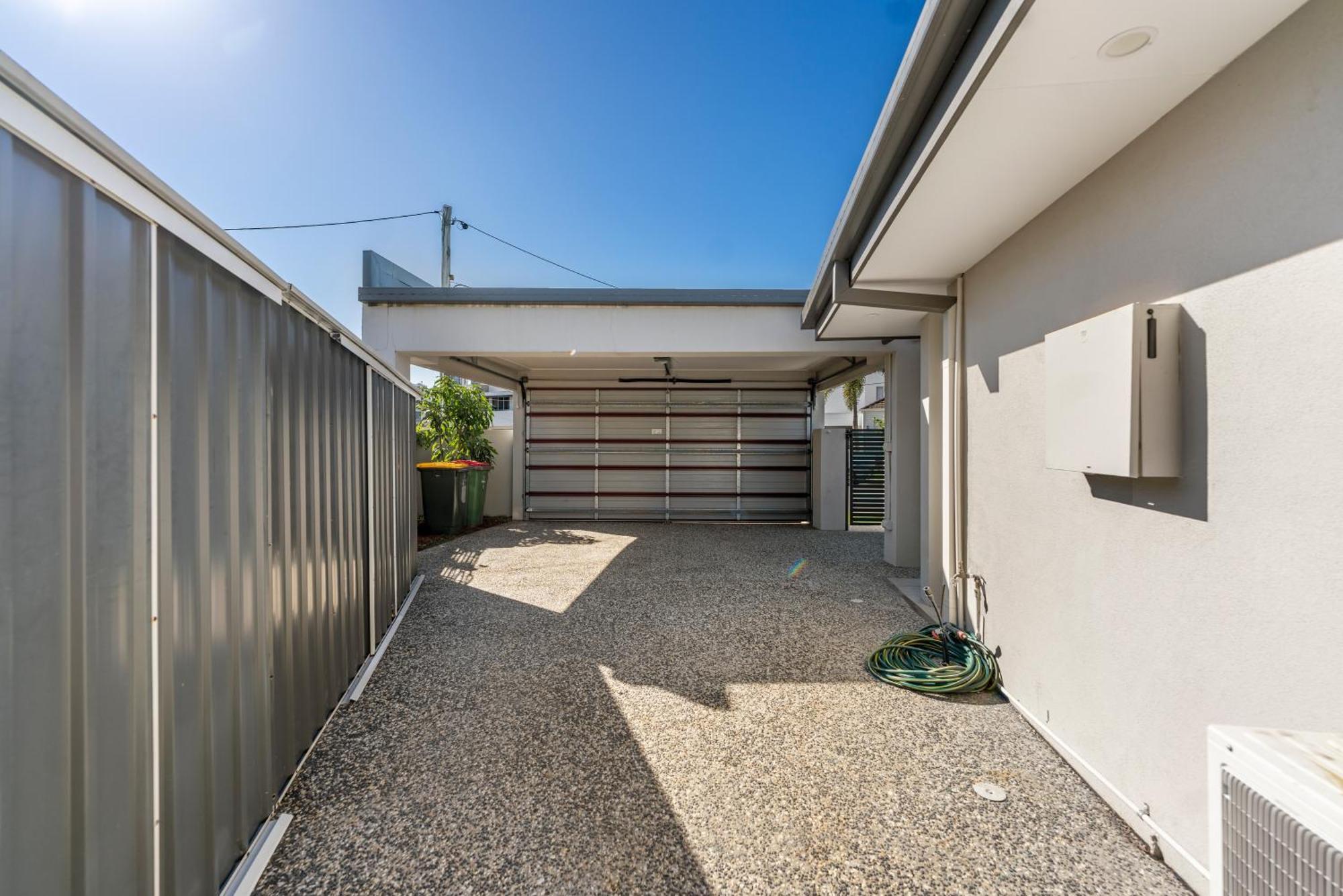 Lux Waterfront With Magnesium - The Goldie * Gold Coast