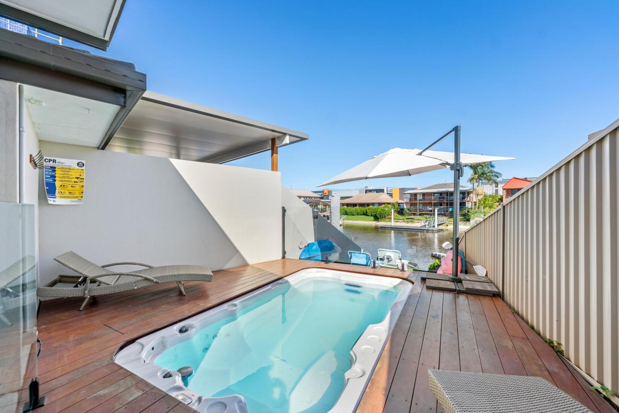 Lux Waterfront With Magnesium - The Goldie Villa Gold Coast