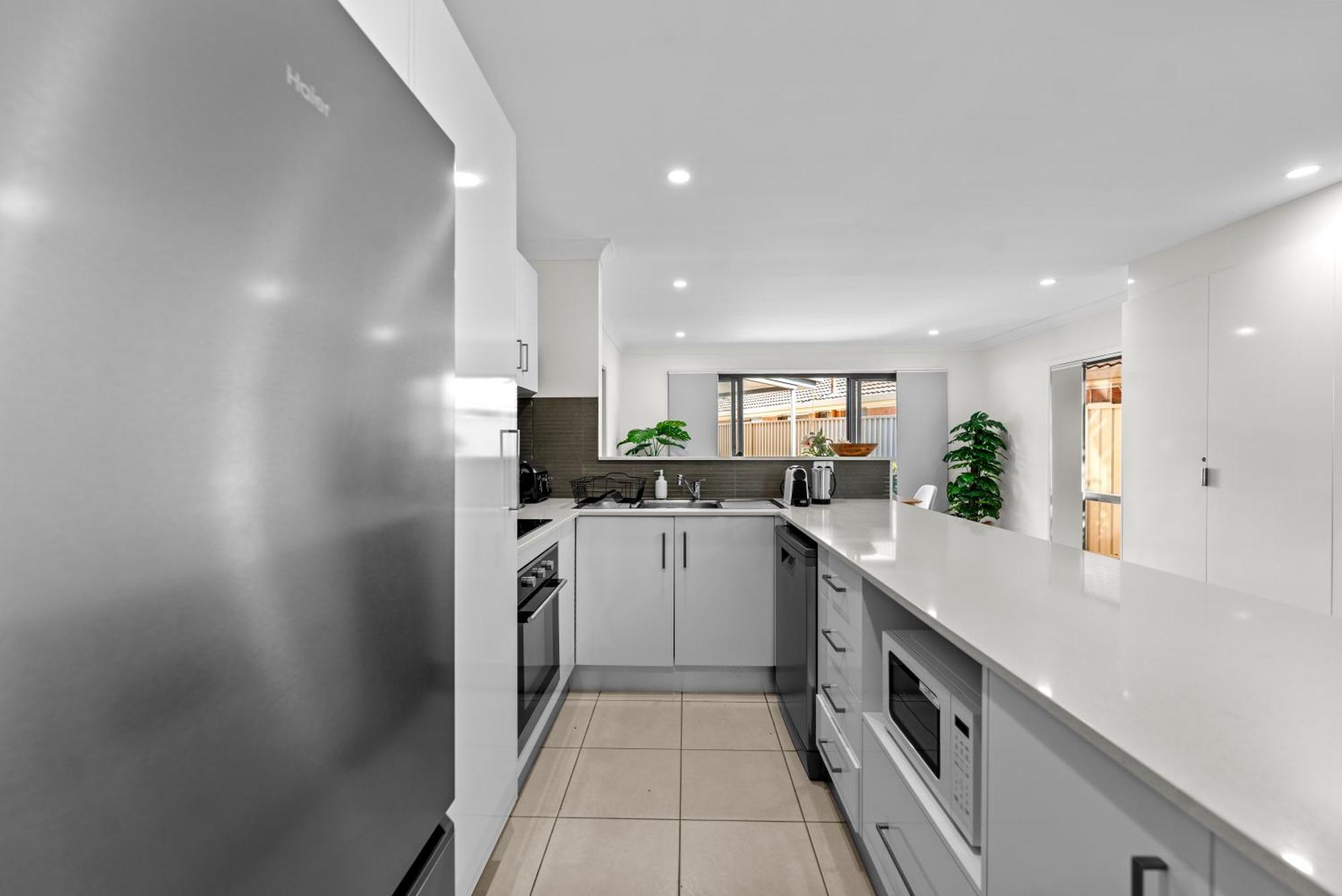 Lux Waterfront With Magnesium - The Goldie Gold Coast
