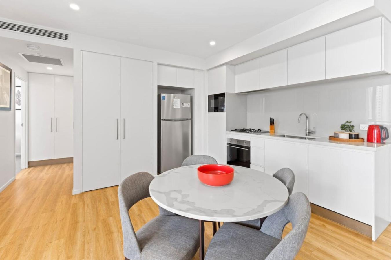 Apartment Spacious And Modern 2 Bedroom In Paradise *