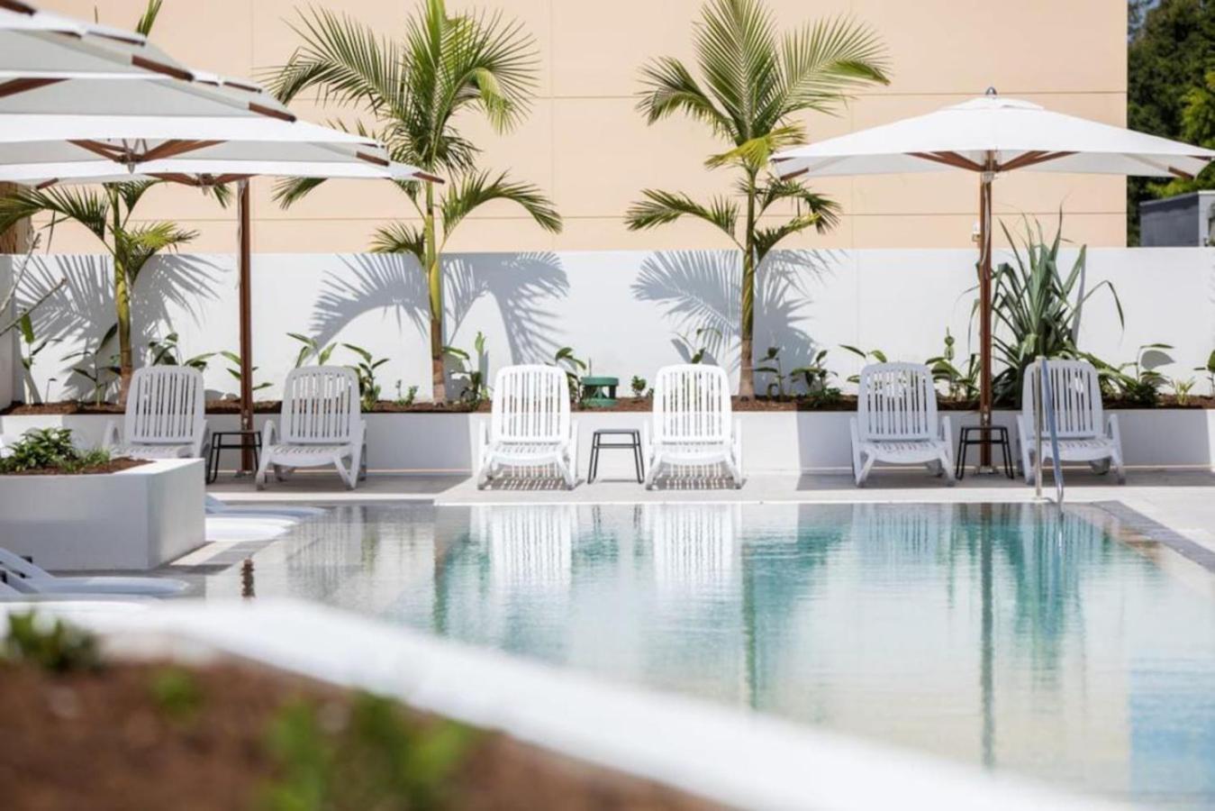 Spacious And Modern 2 Bedroom In Paradise Apartment Gold Coast
