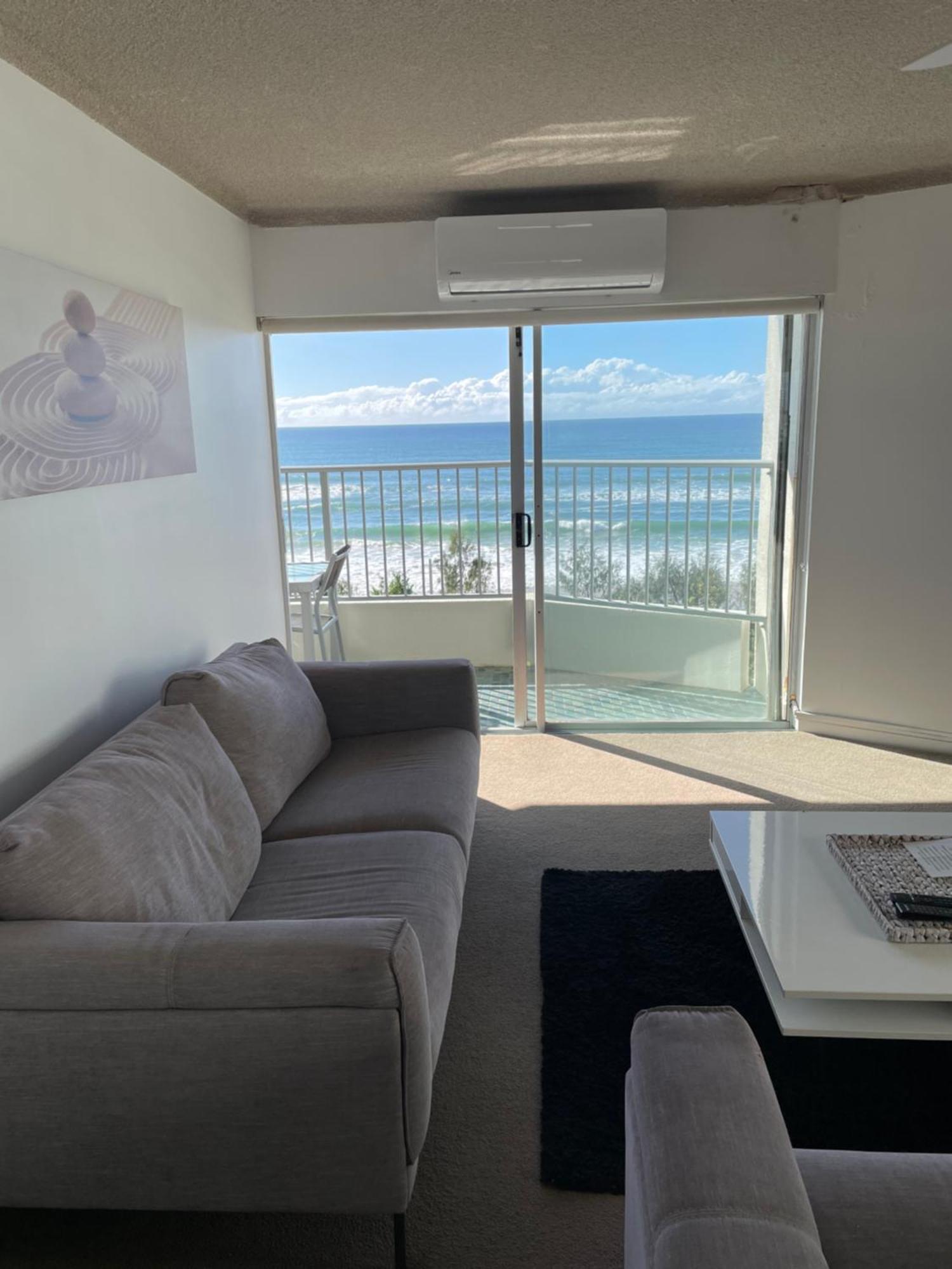2 Bdrm 2 Bthrm Beachfront Surfers Paradise Apartamento