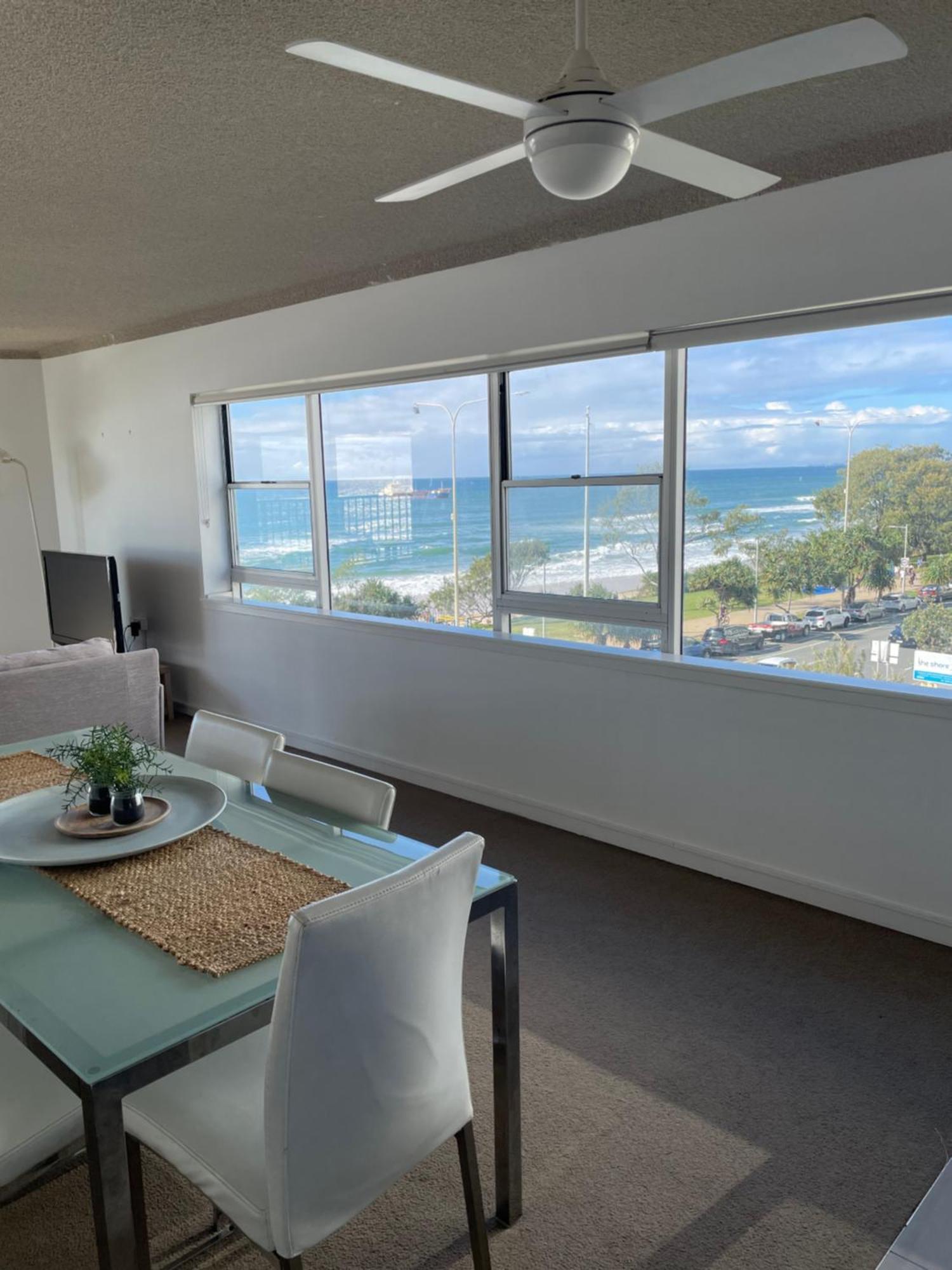 2 Bdrm 2 Bthrm Beachfront Surfers Paradise Apartamento *