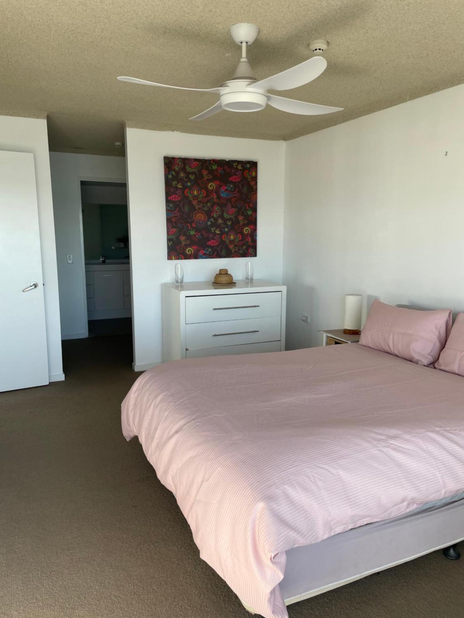 Apartamento 2 Bdrm 2 Bthrm Beachfront Surfers Paradise *