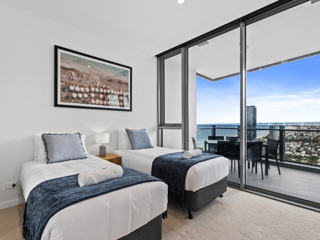 Apartment The Sub-penthouse - Ocean View 34floor 3br In Broadbeach With Parking And Pool *