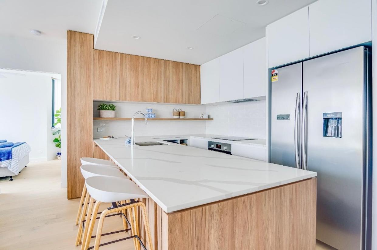 Luxury Palm Getaway Apartment Gold Coast
