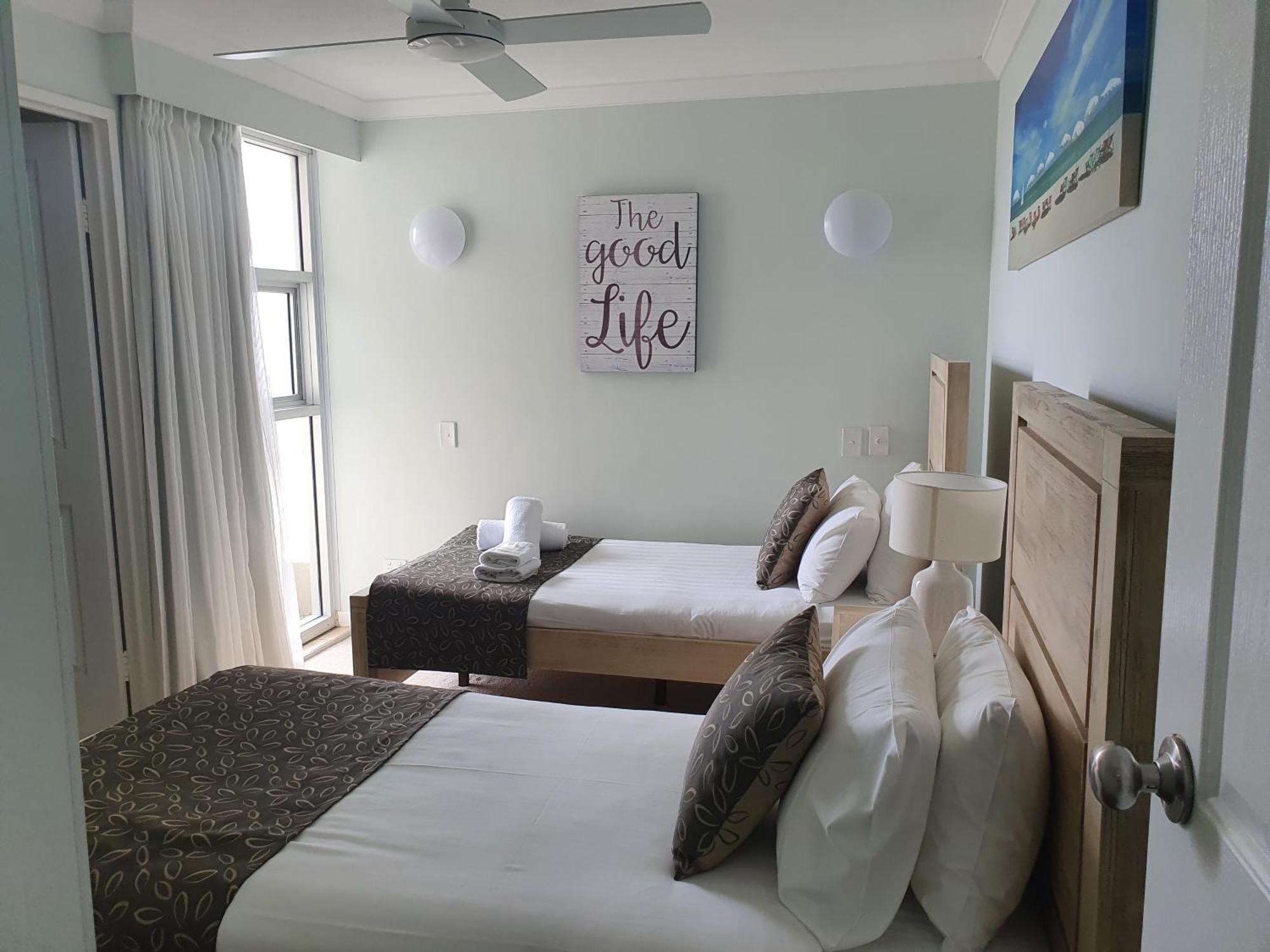 Pacific Surf Absolute Beachfront 3*