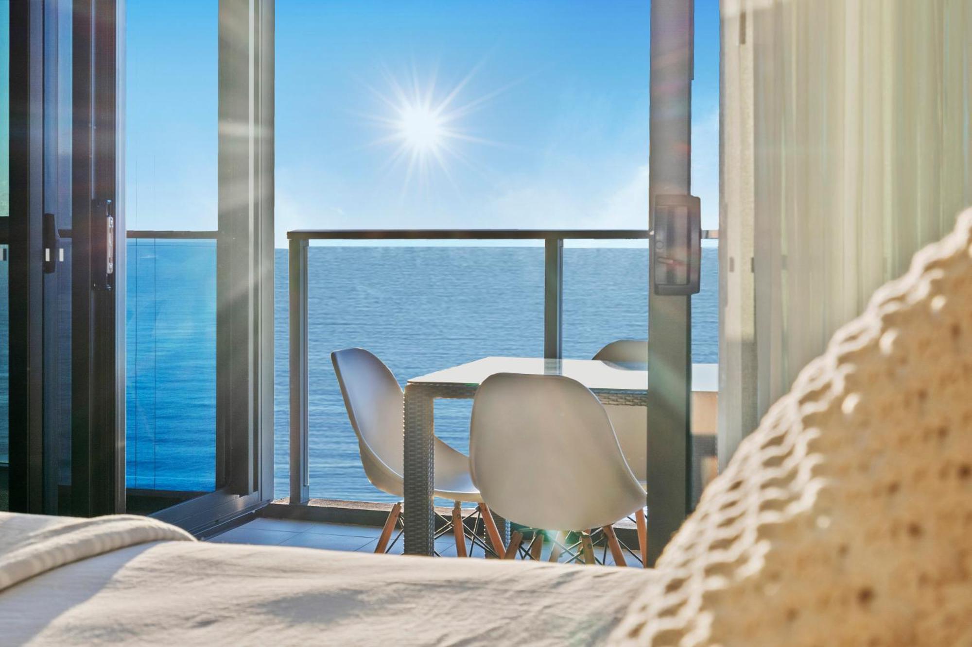 Amazing Ocean View In Surfers Paradise