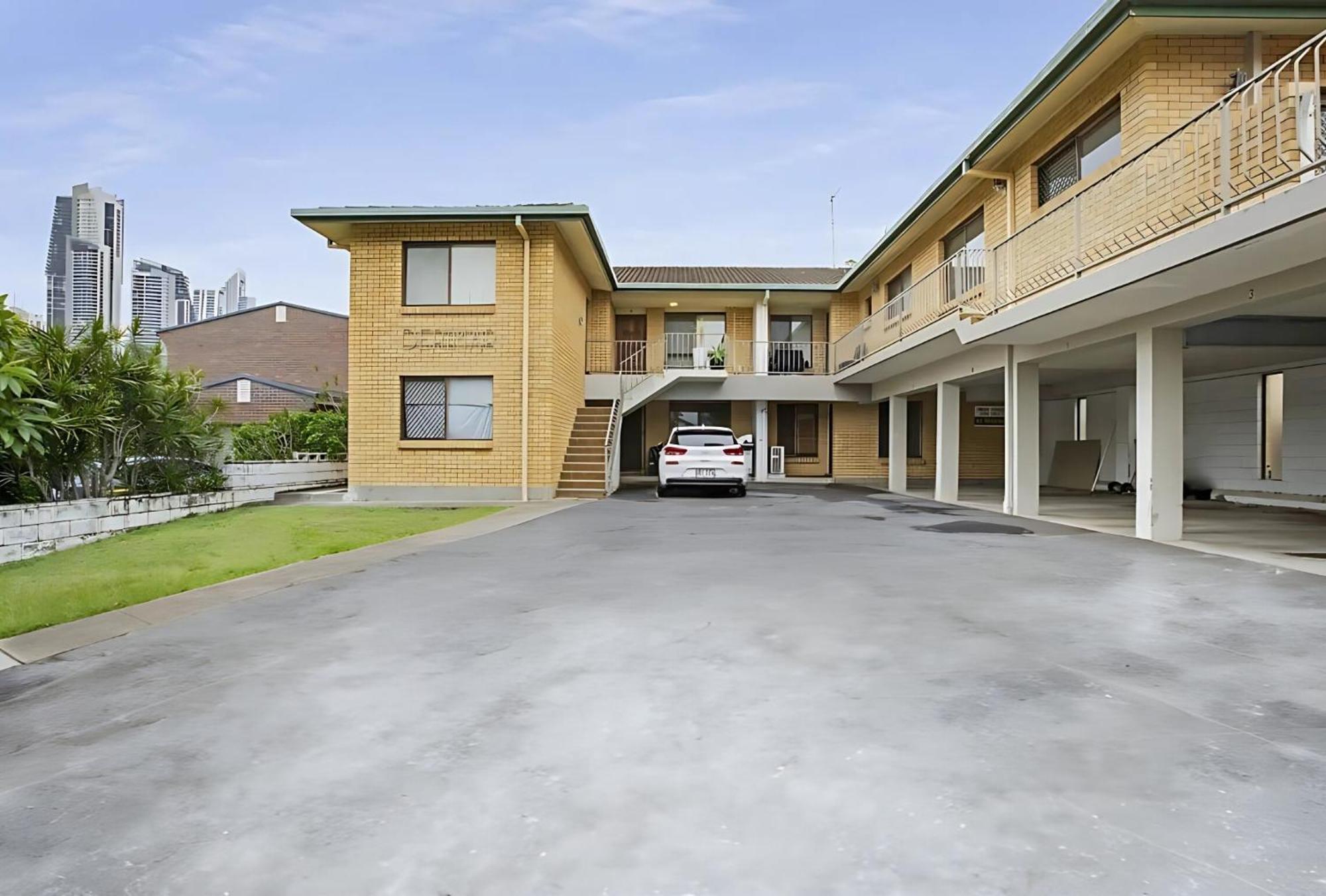 Nerang To Surf - Riverside Escape Near Paradise Buzz