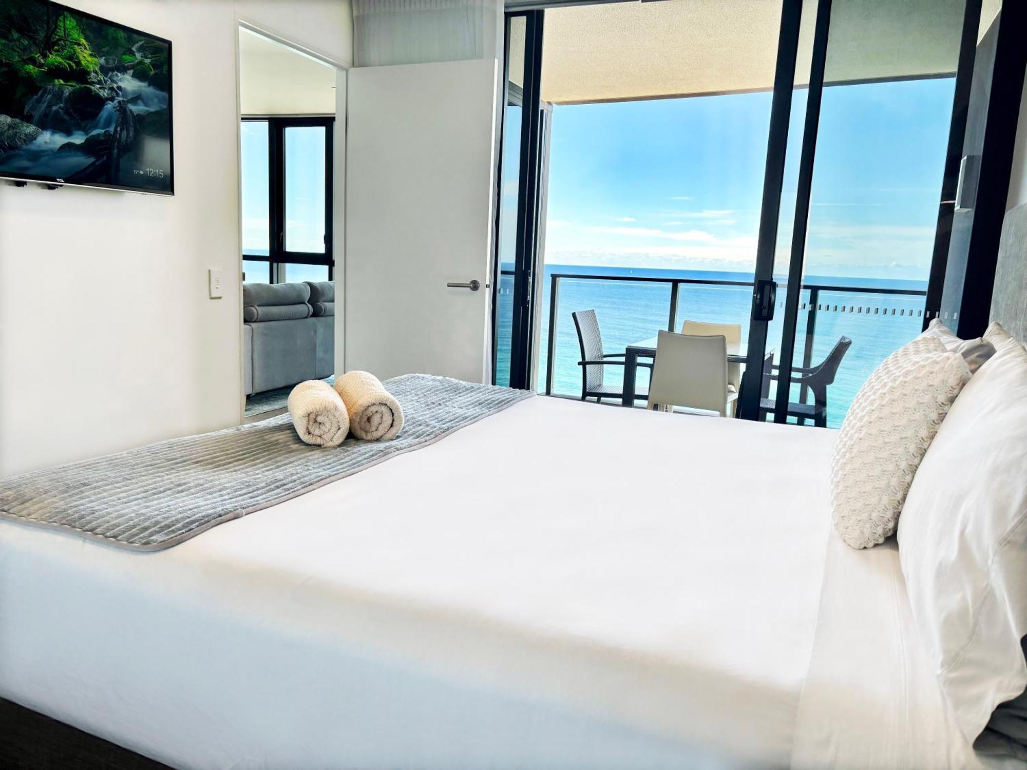 Amazing Ocean View In Surfers Paradise Apartment
