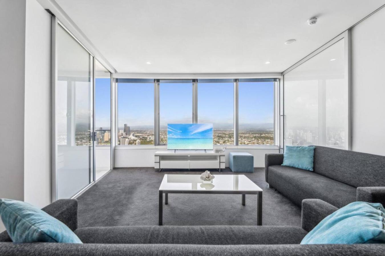 Apartment Sky On 54th Floor - Stunning South East Views Gold Coast