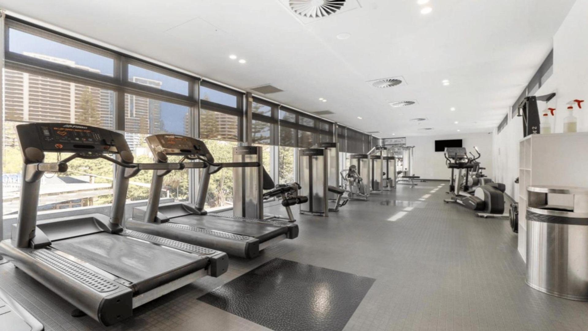 Luxury Sky-home With Panoramic Ocean Views - 61st Floor, Surfers Paradise