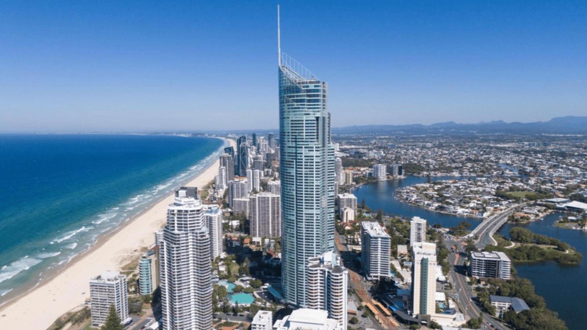 Luxury Sky-home With Panoramic Ocean Views - 61st Floor, Surfers Paradise Apartment Gold Coast