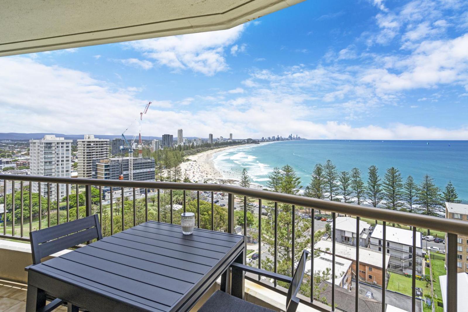 Gemini Court - Hosted By Burleigh Letting