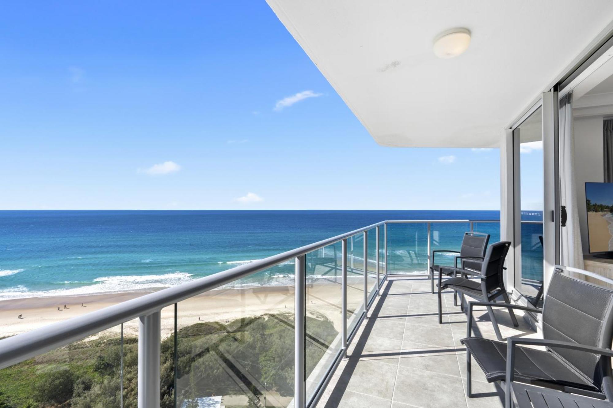 Beachfront 16th Floor, Ocean Views Talisman Apartamento