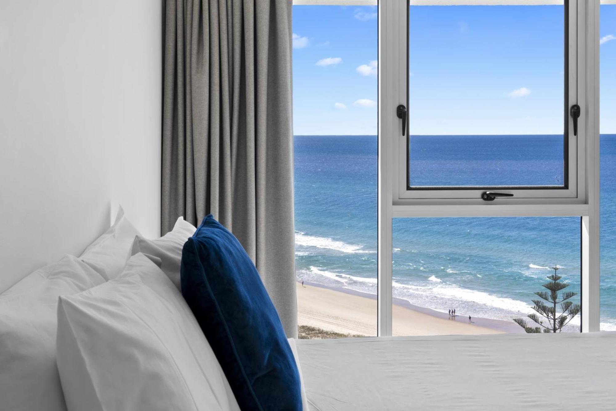 Beachfront 16th Floor, Ocean Views Talisman Apartamento *