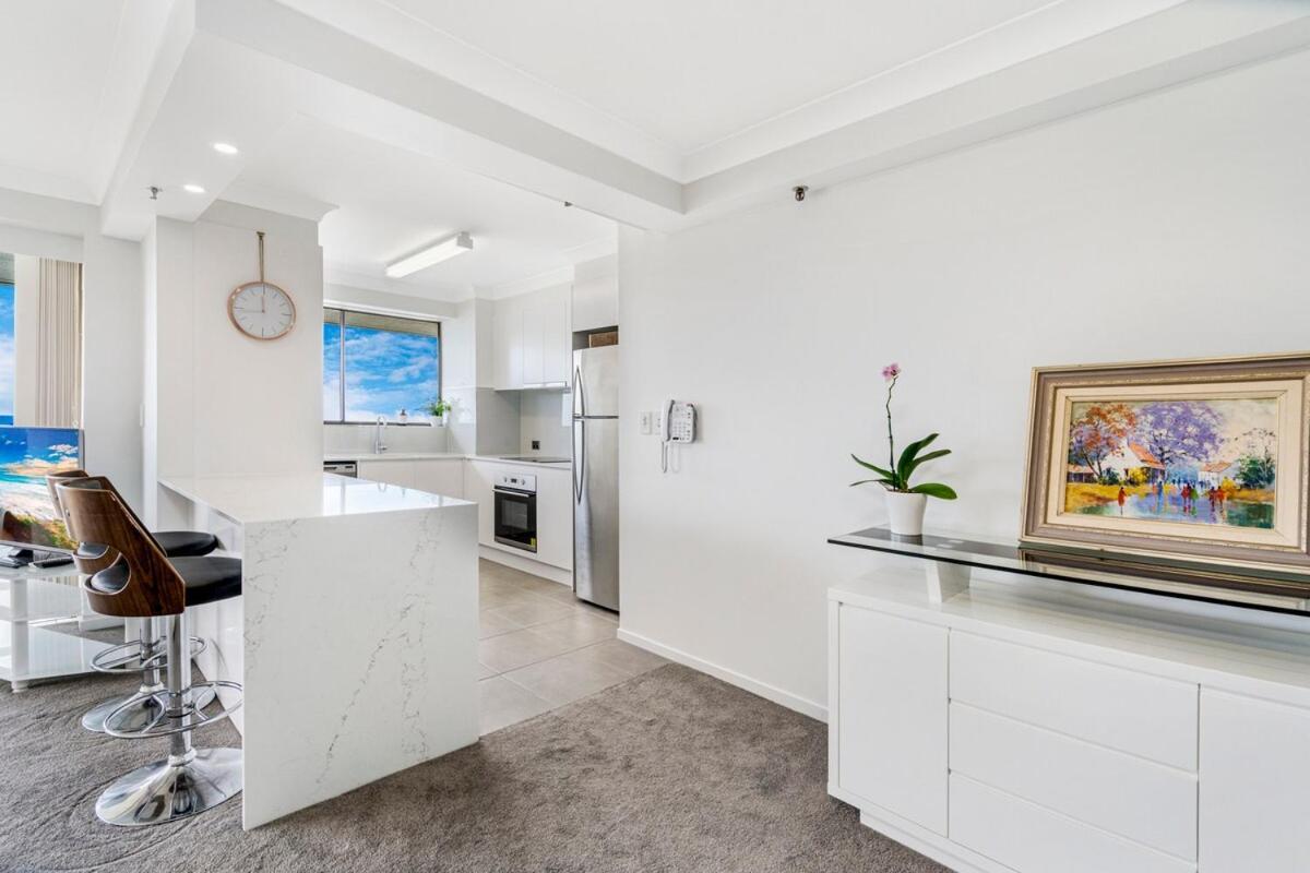 Apartment Beachfront Luxury On Burleigh Hill Casa Del Mar Gold Coast